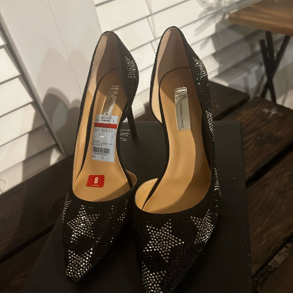 I.N.C KENJAY black with silver star heels size 8